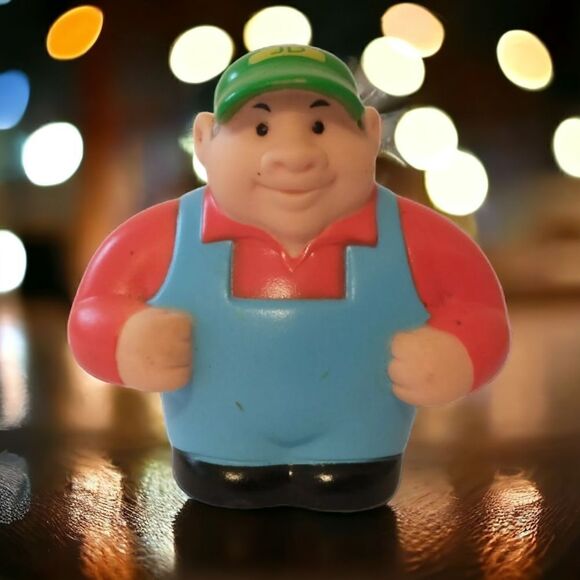 John Deere Ertl Farmer Figure Tomy Sound Hayride Tractor Replacement Part Piece. - Picture 1 of 15